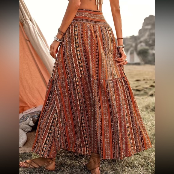 Boho tribal  print elastic waist maxi skirt - Picture 2 of 5